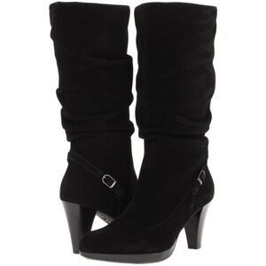 La Canadienne Black Suede Pull on Boots Sz 7.5M